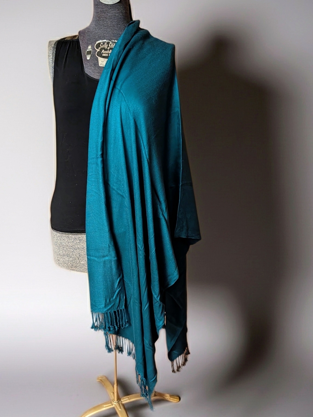 EUC Pristine Teal Blue Pashmina Type Shawl Scarf Wrap w/ Knotted Fringe 72x29
